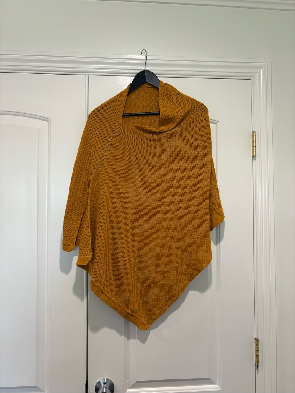 Amma Cocoon Nursing Cover Pancho - mustard yellow